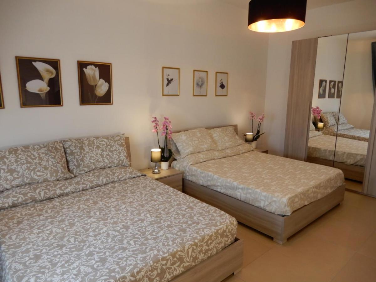 Caserta Royale Apartment ภายนอก รูปภาพ