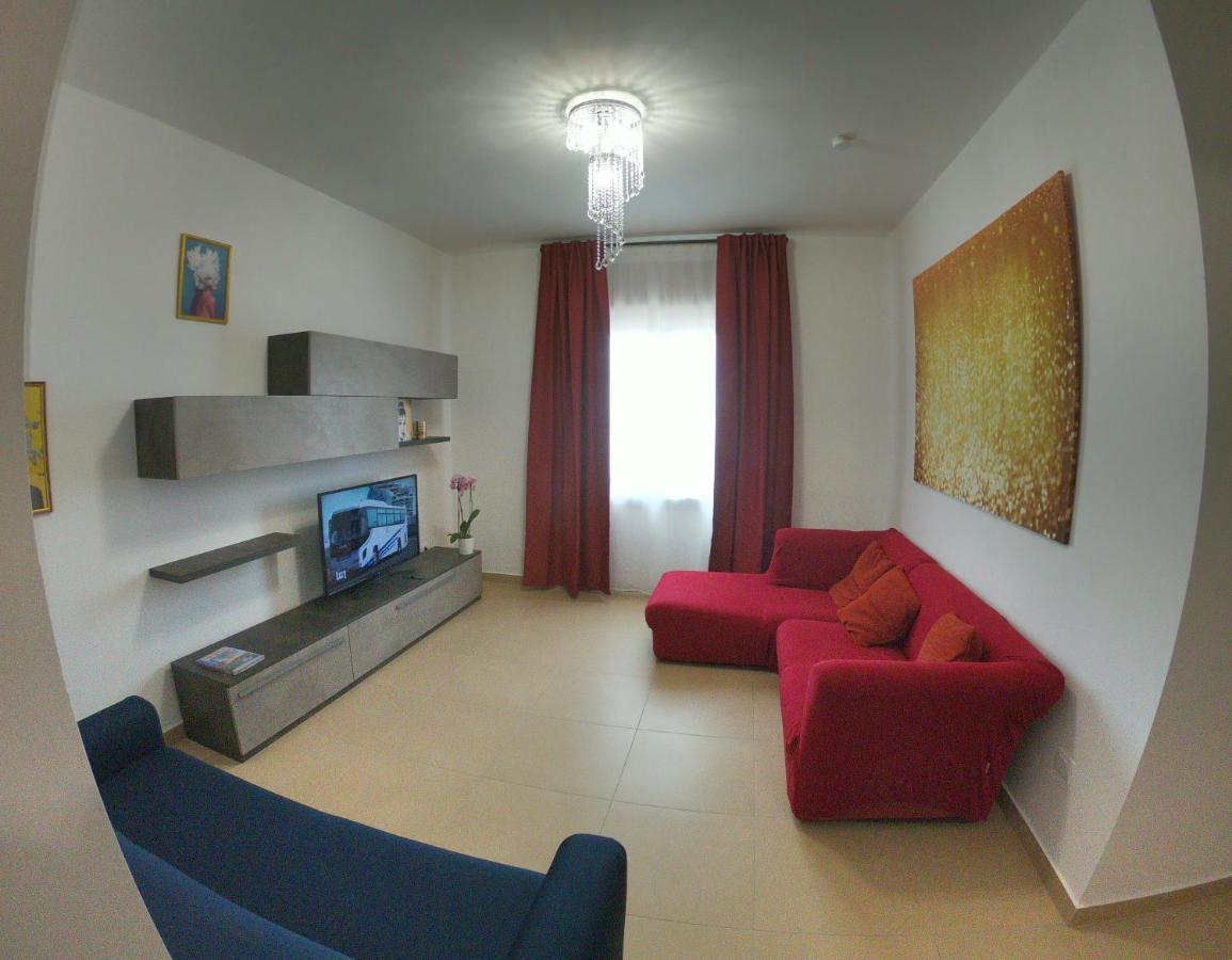 Caserta Royale Apartment ภายนอก รูปภาพ