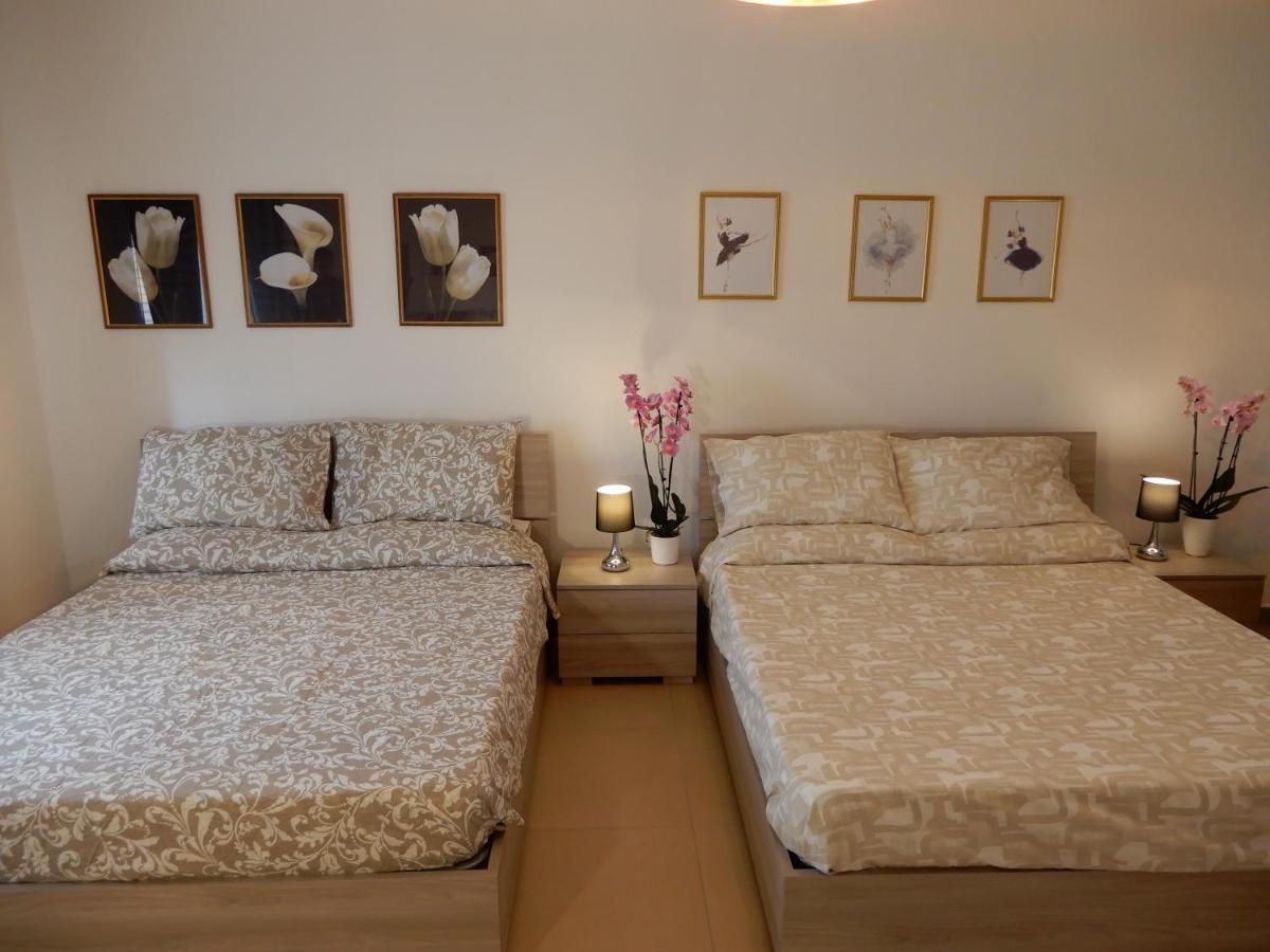 Caserta Royale Apartment ภายนอก รูปภาพ