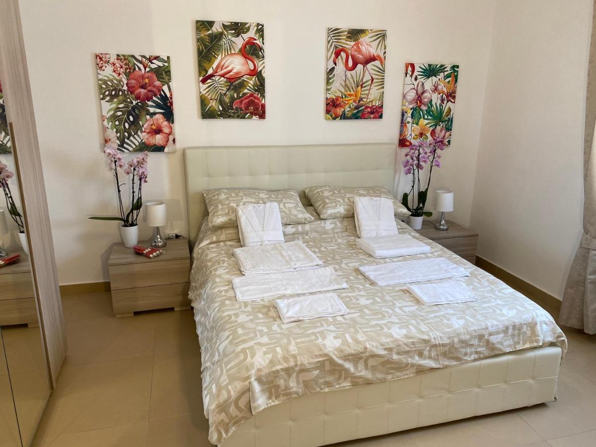 Caserta Royale Apartment ภายนอก รูปภาพ