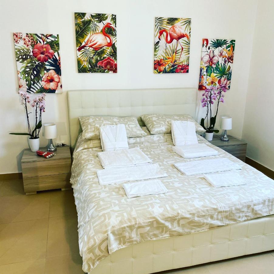 Caserta Royale Apartment ภายนอก รูปภาพ